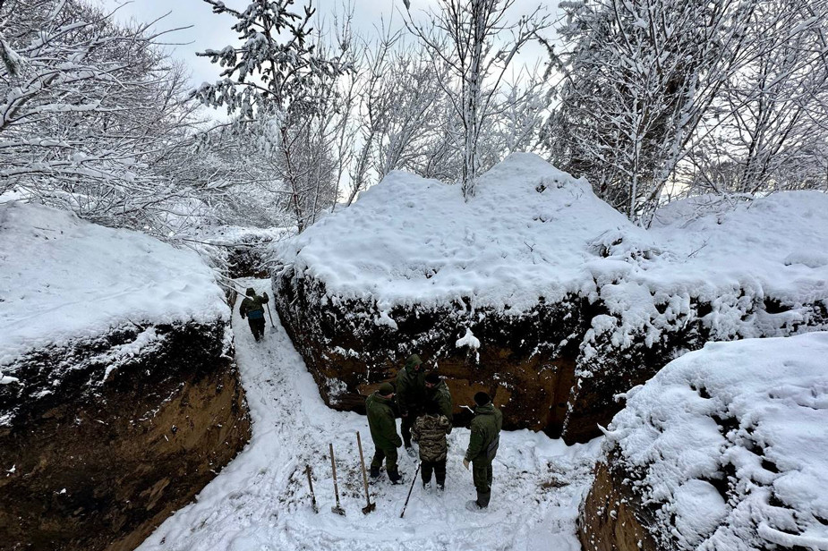 Строительство «засечной черты» в Белгородской области, декабрь 2022 года. Фото: телеграм-канал Вячеслава Гладкова.