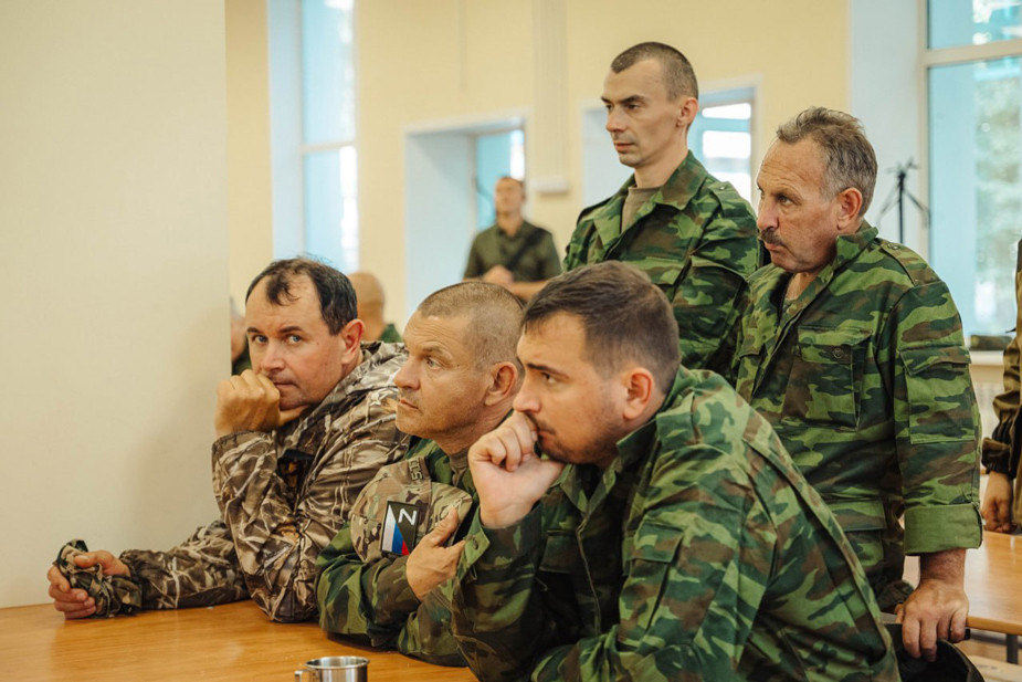 Служащие отряда «БАРС-Курск». Фото: телеграм-канал Алексея Смирнова