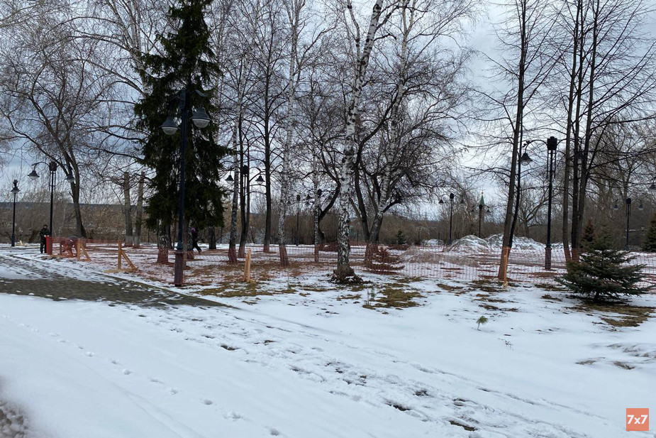 Сквер Памяти жертв политических репрессий.