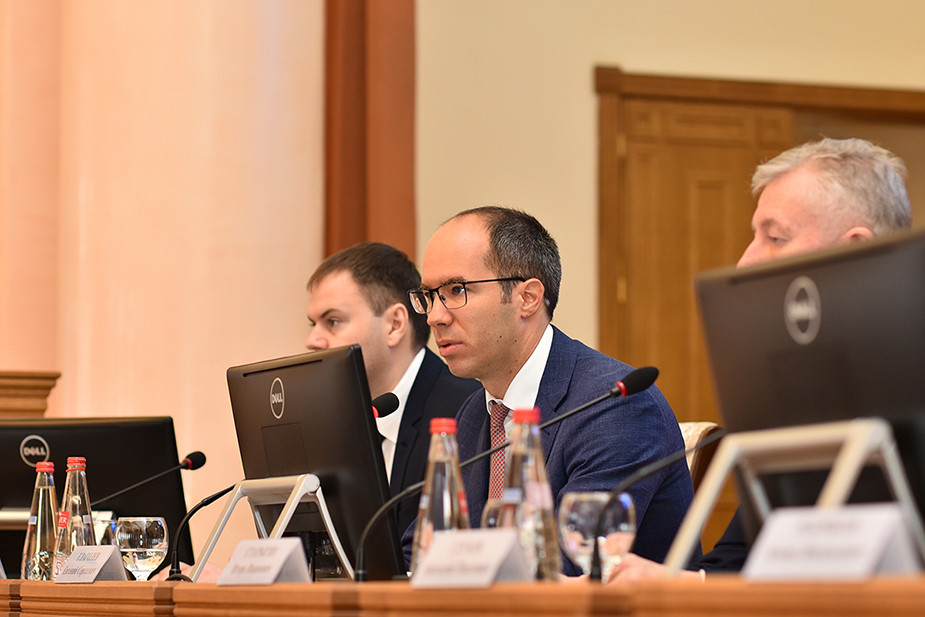 Экс-начальник департамента строительства и транспорта Евгений Глаголев