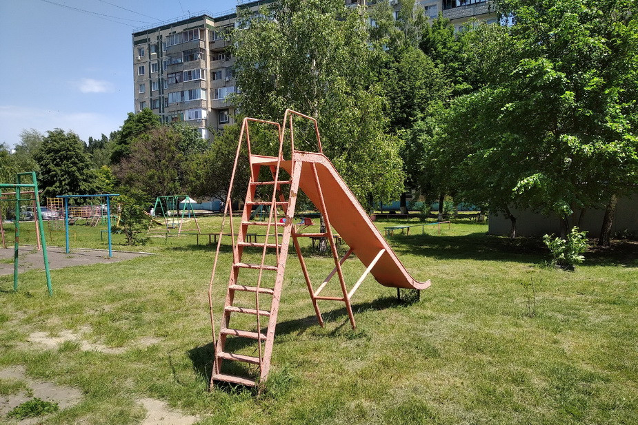 %D0%96%D0%B8%D0%BB%D1%8C%D1%86%D1%8B%20%D0%BD%D0%B5%20%D1%85%D0%BE%D1%82%D1%8F%D1%82%2C%20%D1%87%D1%82%D0%BE%D0%B1%D1%8B%20%D1%87%D0%B0%D1%81%D1%82%D1%8C%20%D0%B4%D0%B2%D0%BE%D1%80%D0%B0%20%D1%83%D0%BD%D0%B8%D1%87%D1%82%D0%BE%D0%B6%D0%B8%D0%BB%D0%B8%20%D1%80%D0%B0%D0%B4%D0%B8%20%D0%B1%D0%B8%D0%B7%D0%BD%D0%B5%D1%81%D0%B0.%20%D0%A4%D0%BE%D1%82%D0%BE%20%D0%94%D0%BC%D0%B8%D1%82%D1%80%D0%B8%D1%8F%20%D0%A0%D1%83%D0%B4%D0%BE%D0%B2%D0%B0