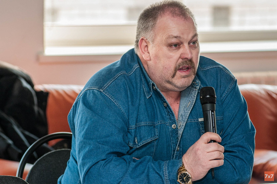 Сергей Чумаков