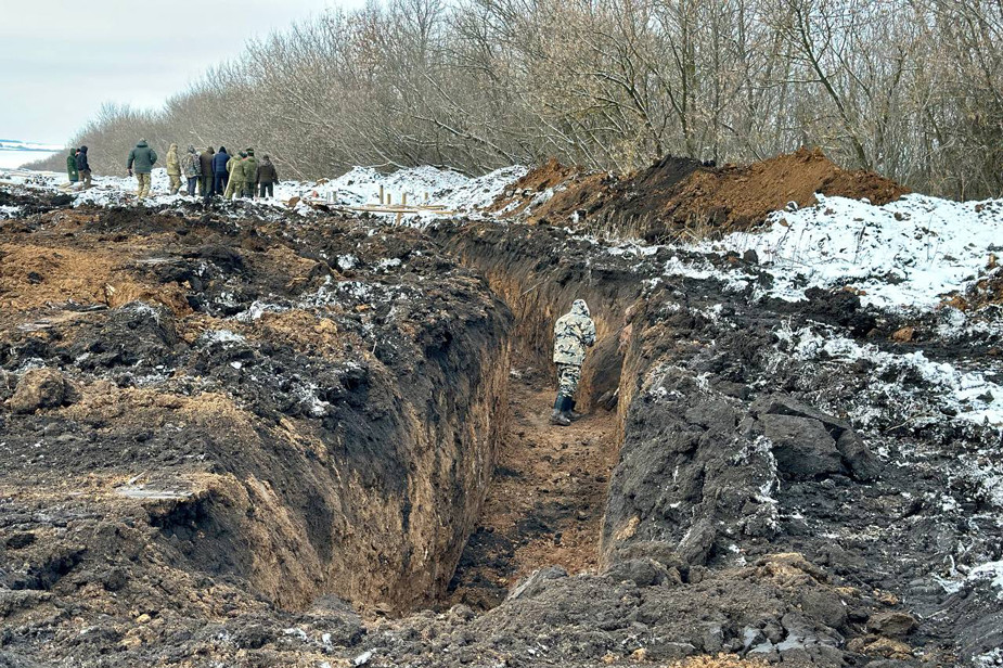 Строительство «засечной черты» в Белгородской области, декабрь 2022 года. Фото: телеграм-канал Вячеслава Гладкова.