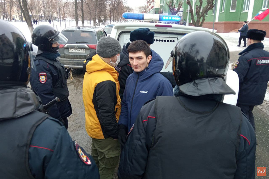 Задержанный молодой человек в Пензе