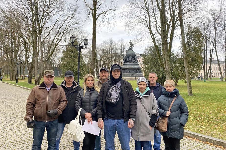 Андрей Востряков и новгородцы, которые поддерживают его деятельность