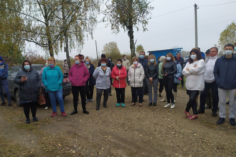Сход в селе Михайловское 10 октября