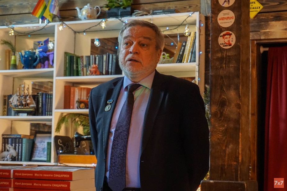 Анатолий Разумов