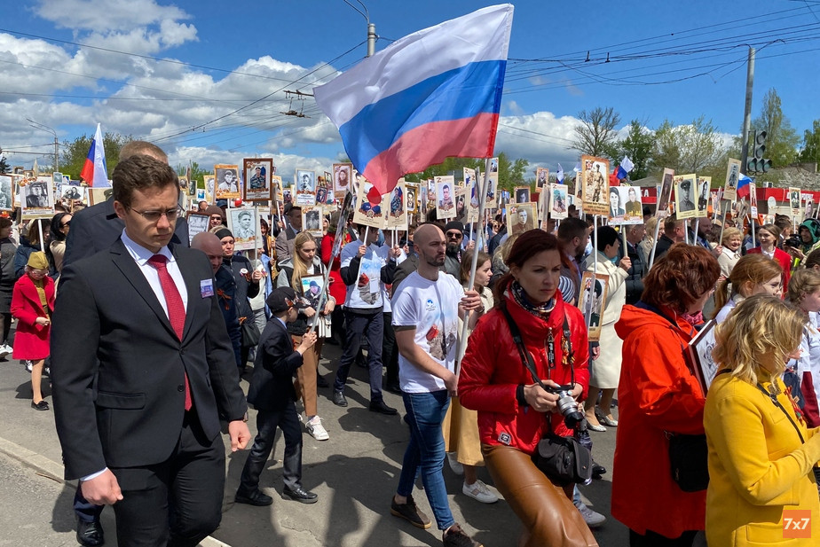 «Бессмертный полк» 9 мая 2022 года в Курске. Фото «7х7»