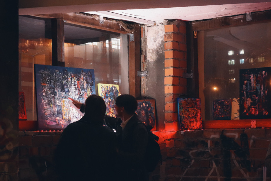 Выставка в Белой башне, 2024 год. Фото: группа башни в VK. Источник: https://vk.com/photo-68777494_457242421?rev=1