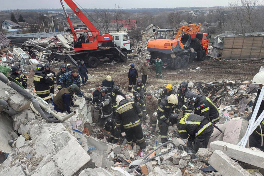 Село Никольское, где от попадания снаряда в частный дом погибли четыре человека, 18 марта 2024 года. Фото: «Настоящий Гладков» / Telegram