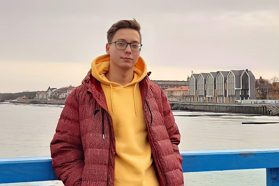 Даниил Шишов