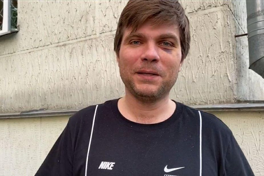 Артем Важенков после освобождения из минского ИВС