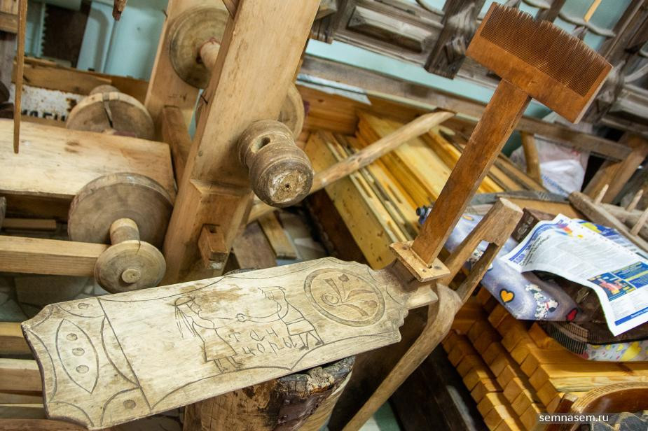 Активист из Йошкар-Олы на деньги президентского гранта восстановит наличники на старинных домах в Марий Эл