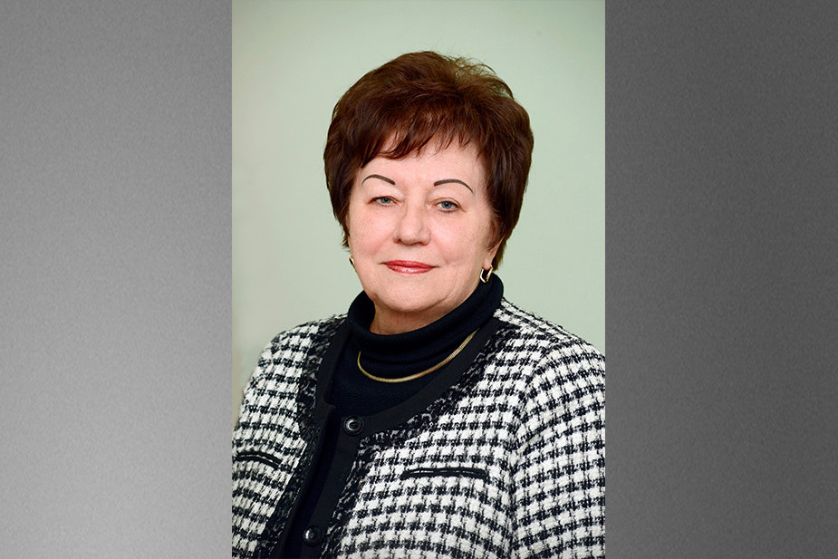 Александра Иванова